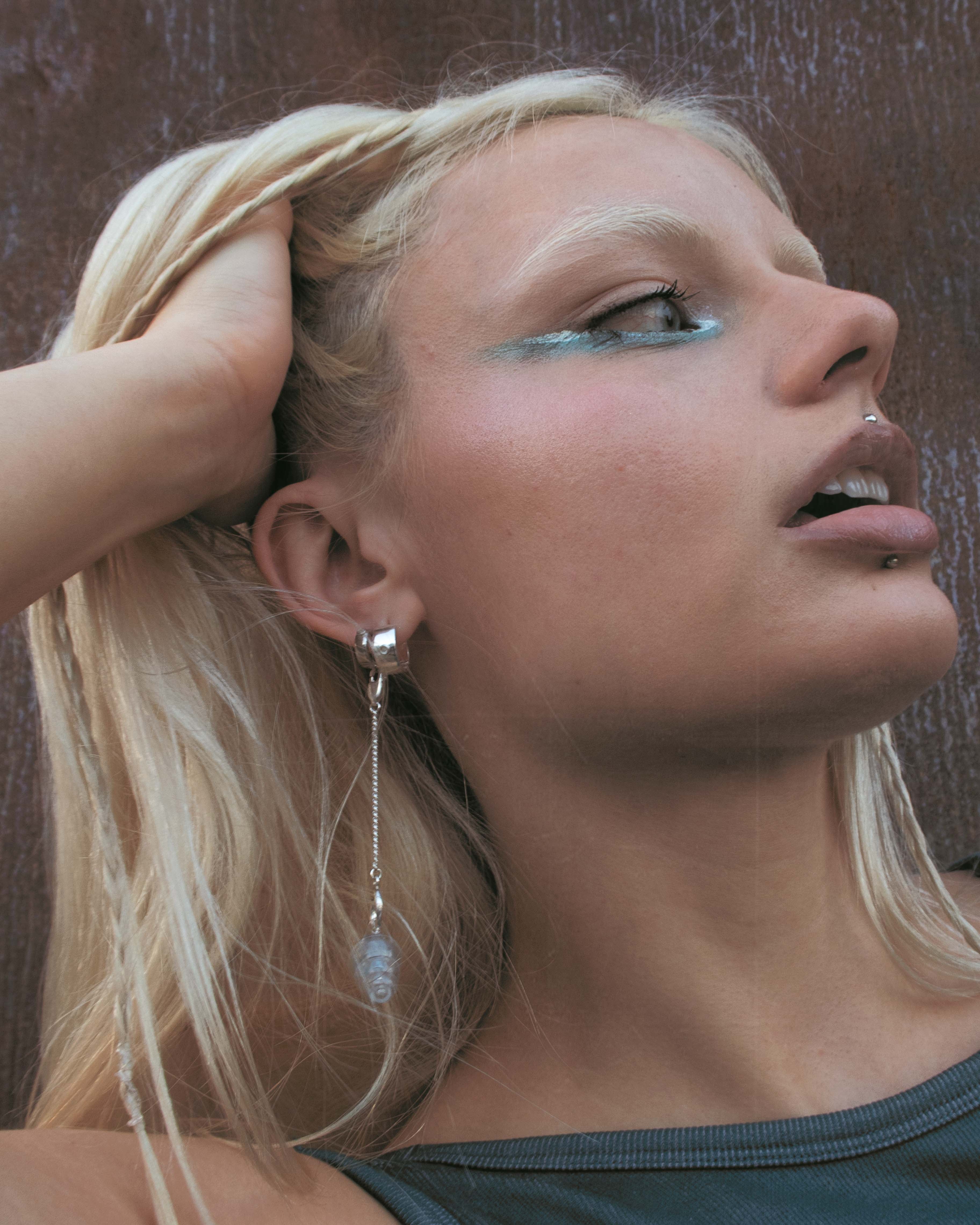 earplug chain attachment